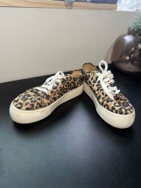 Leopard Print Women's Lace-Up Platform Sneakers - Tan/Black